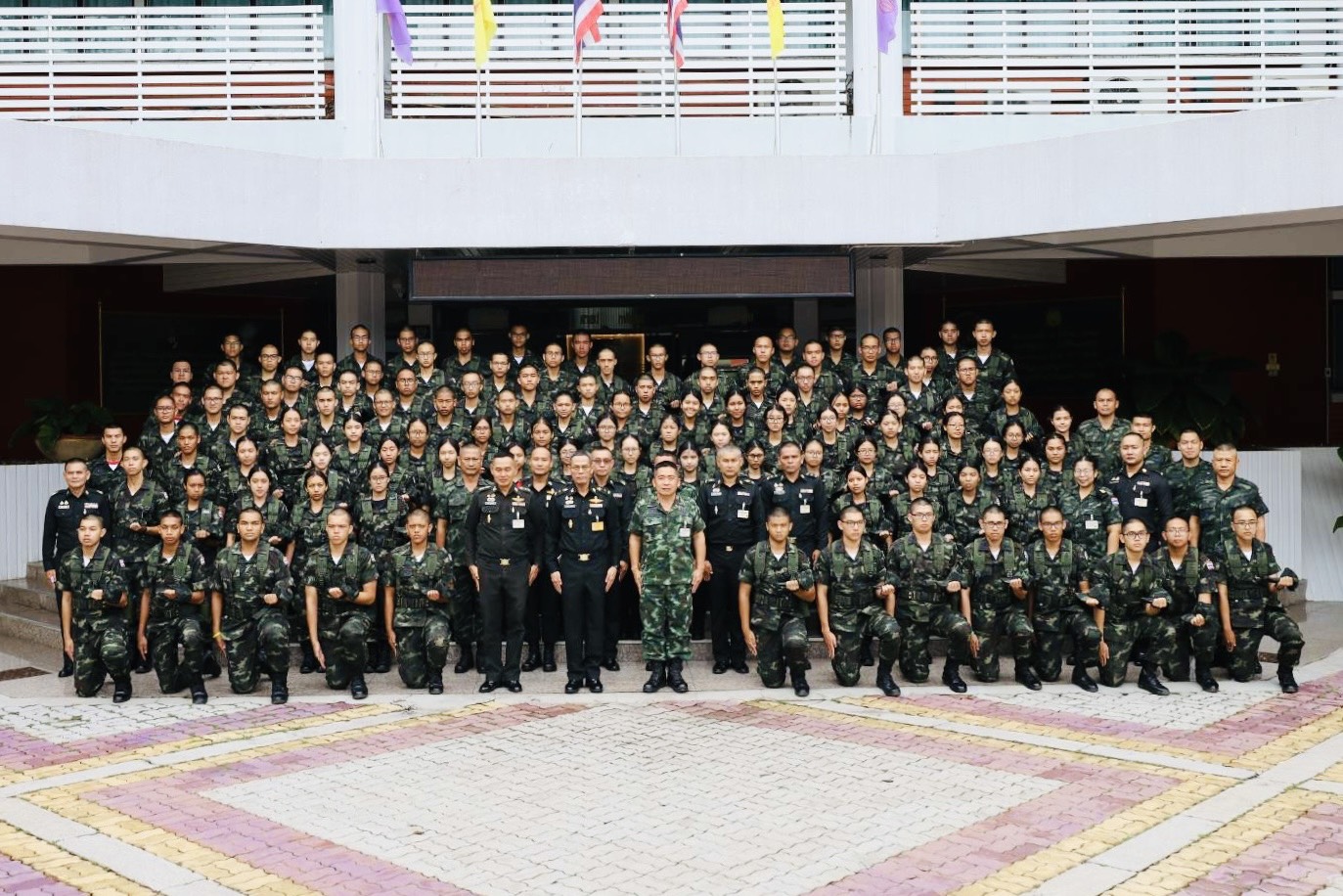 การฝึกวิชาทหารให้กับ นพท./นศพ.วพม. ชั้นปีที่ 2 รุ่นที่ 51 ประจำปีการศึกษา 2569