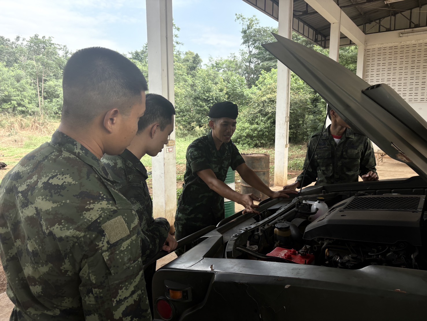 นนร. ชั้นปีที่ 5 ปฏิบัติหน้าที่ในหน่วยตามเหล่าที่เลือกรับราชการ พื้นที่ ทภ.1