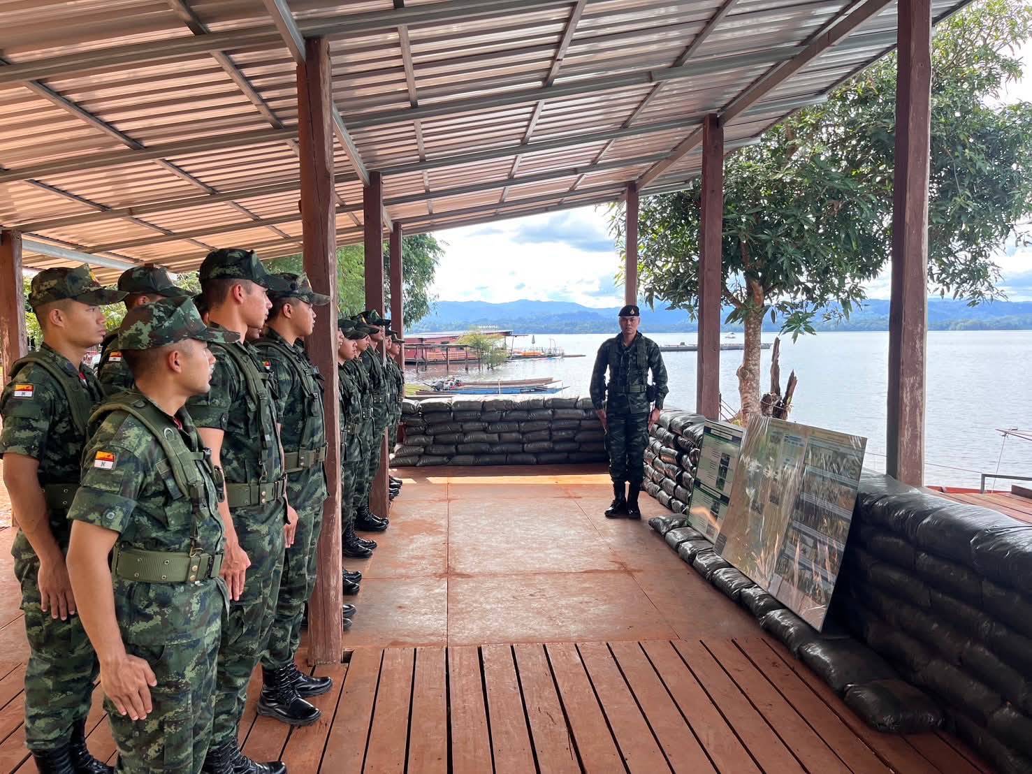 นนร.ชั้นปีที่ 5 ปฏิบัติหน้าที่ตามเหล่าที่ได้รับเลือกราชการ พื้นที่ ทภ.1