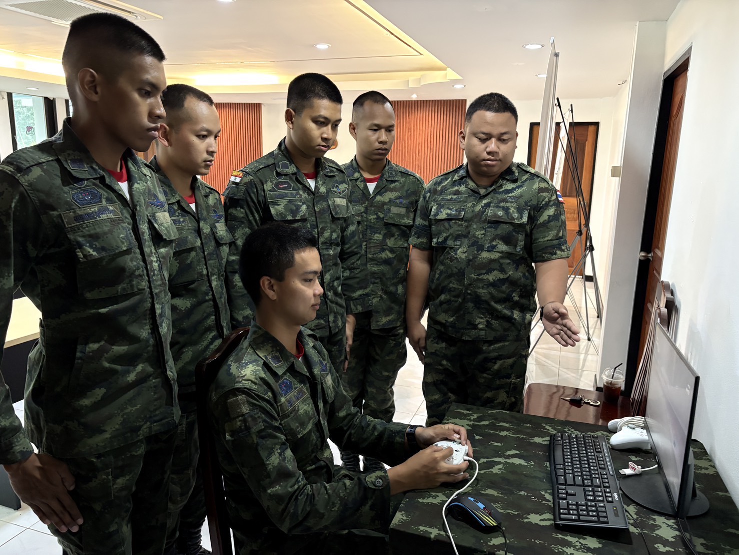 นนร.ชั้นปีที่ 5 ปฏิบัติหน้าที่ตามเหล่าที่ได้รับเลือกราชการ พื้นที่ ทภ.1