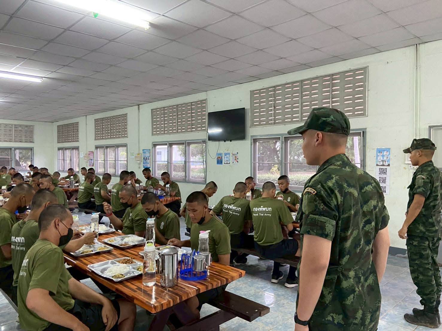 นนร.ชั้นปีที่ 5 ปฏิบัติหน้าที่ตามเหล่าที่ได้รับเลือกราชการ พื้นที่ ทภ.2