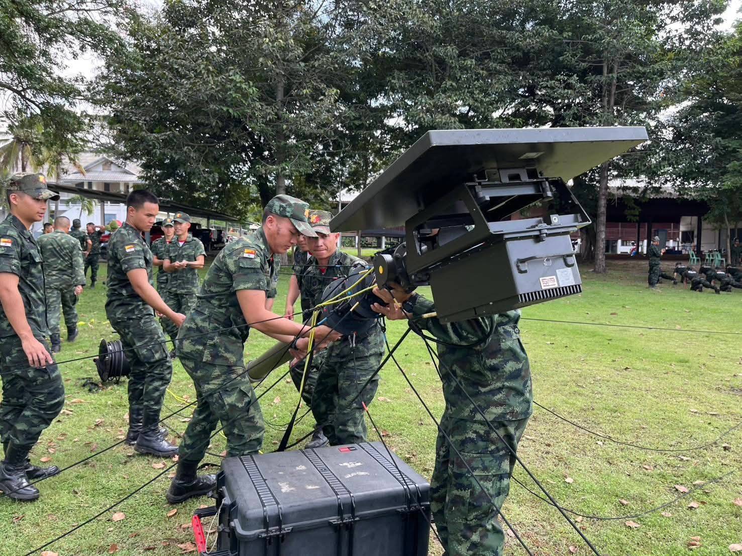 นนร.ชั้นปีที่ 5 ปฏิบัติหน้าที่ตามเหล่าที่ได้รับเลือกราชการ พื้นที่ ทภ.2