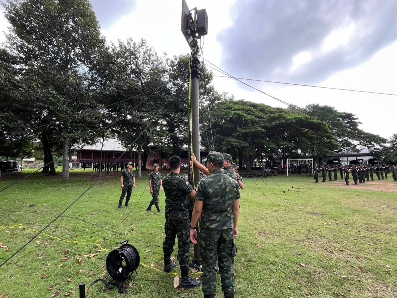 นนร.ชั้นปีที่ 5 ปฏิบัติหน้าที่ตามเหล่าที่ได้รับเลือกราชการ พื้นที่ ทภ.2