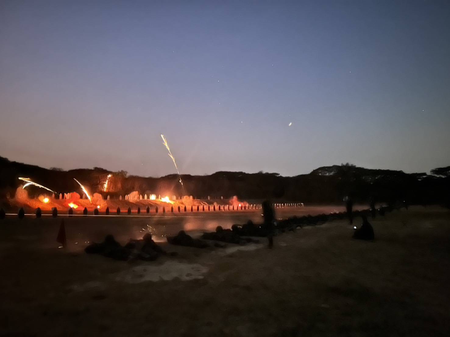 นนร.ชั้นปีที่ 1 รุ่นที่ 77 ฝึกภาคสนาม วิชาอาวุธประจำกาย ณ ศร. จว.ป.ข. ทำการฝึกถอดประกอบ การใช้และแก้ไขเหตุติดขัดอาวุธ ปพ.ขนาด 9 มม.เจริโก้, ปลย.ขนาด 5.56 มม.M16A4, ปลก.มินิมิ,ปลก.เนเกฟ, เครื่องยิงจรวด RPG-7 และ ปก.38