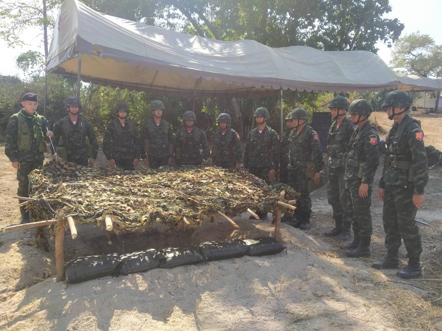 20 ม.ค. - 1 ก.พ. 69 นนร. ชั้นปีที่ 2 รุ่นที่ 76 ฝึกภาคสนาม วิชาการฝึกยุทธวิธีทหารราบระดับหมู่ ณ ร.14. จว.ต.ก ทำการฝึกในที่ตั้งและนอกที่ตั้ง 5 สถานี พร้อมฝึกเวลากลางคืน 2 สถานี