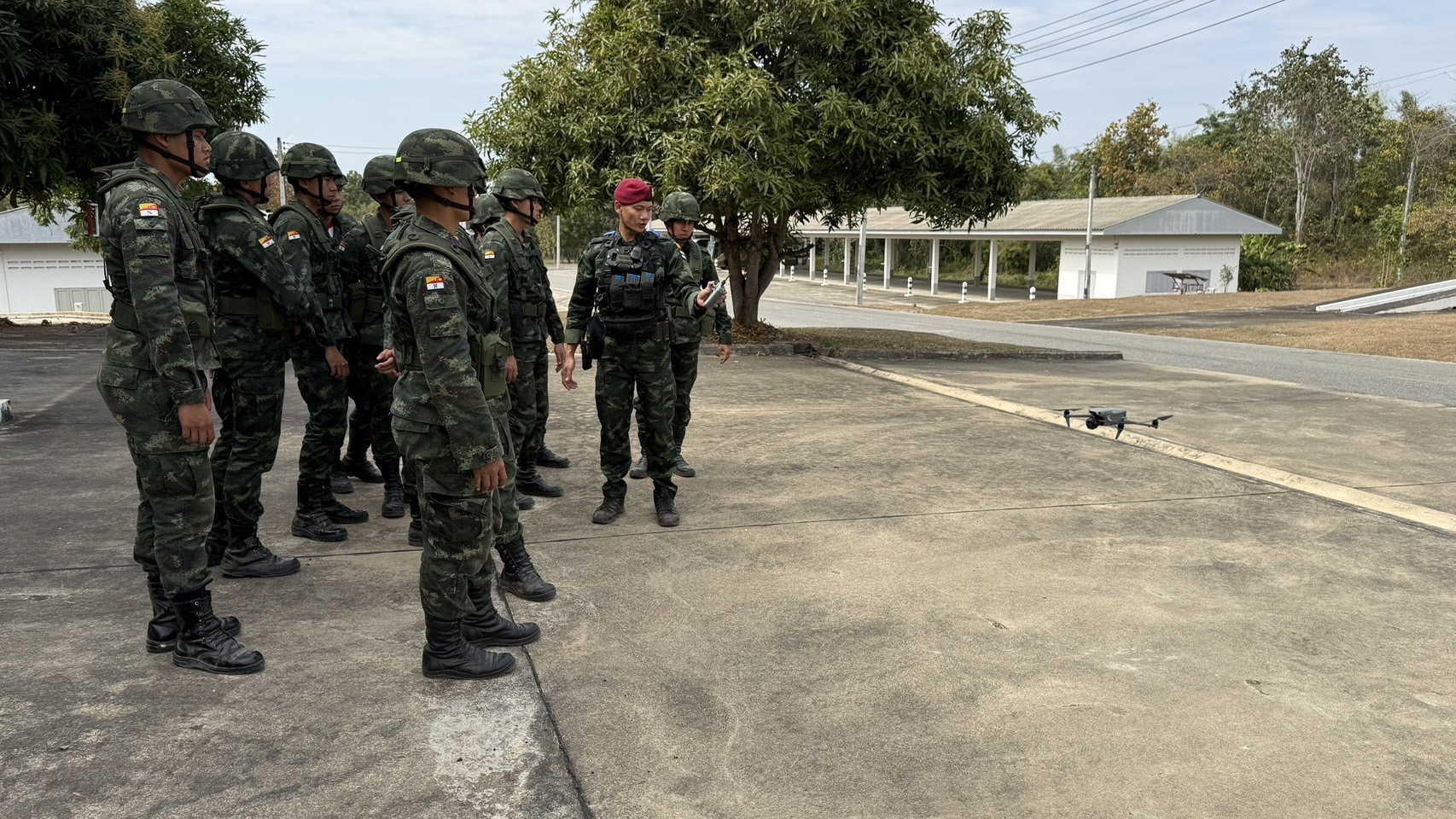 20 ม.ค. - 1 ก.พ. 69 นนร. ชั้นปีที่ 2 รุ่นที่ 76 ฝึกภาคสนาม วิชาการฝึกยุทธวิธีทหารราบระดับหมู่ ณ ร.14. จว.ต.ก ทำการฝึกในที่ตั้งและนอกที่ตั้ง 5 สถานี พร้อมฝึกเวลากลางคืน 2 สถานี