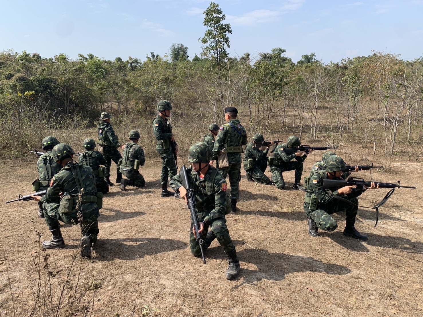 20 ม.ค. - 1 ก.พ. 69 นนร. ชั้นปีที่ 2 รุ่นที่ 76 ฝึกภาคสนาม วิชาการฝึกยุทธวิธีทหารราบระดับหมู่ ณ ร.14. จว.ต.ก ทำการฝึกในที่ตั้งและนอกที่ตั้ง 5 สถานี พร้อมฝึกเวลากลางคืน 2 สถานี