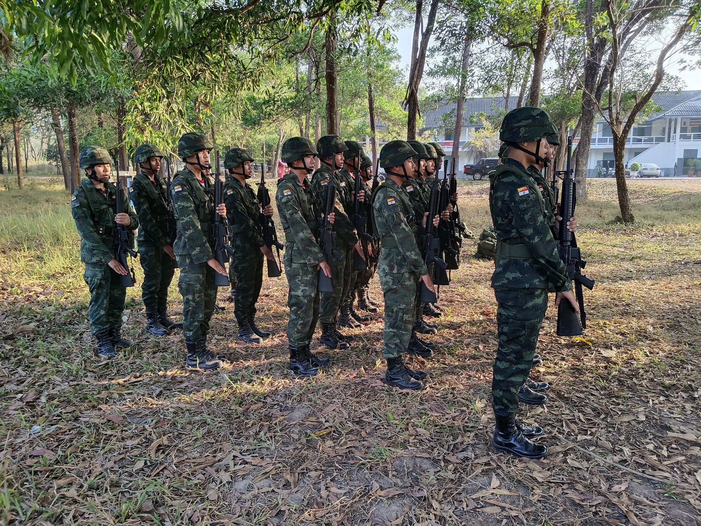 ส่วนวิชาทหาร โรงเรียนนายร้อยพระจุลจอมเกล้า ทำการฝึกเพิ่มพูนทักษะทางด้านวิชาทหารให้กับ นนร.ชั้นปีที่ 1 รุ่นที่ 77 ประจำปีการศึกษา 2568 ตั้งแต่ห้วงวันที่ 2 - 20 ก.พ. 69