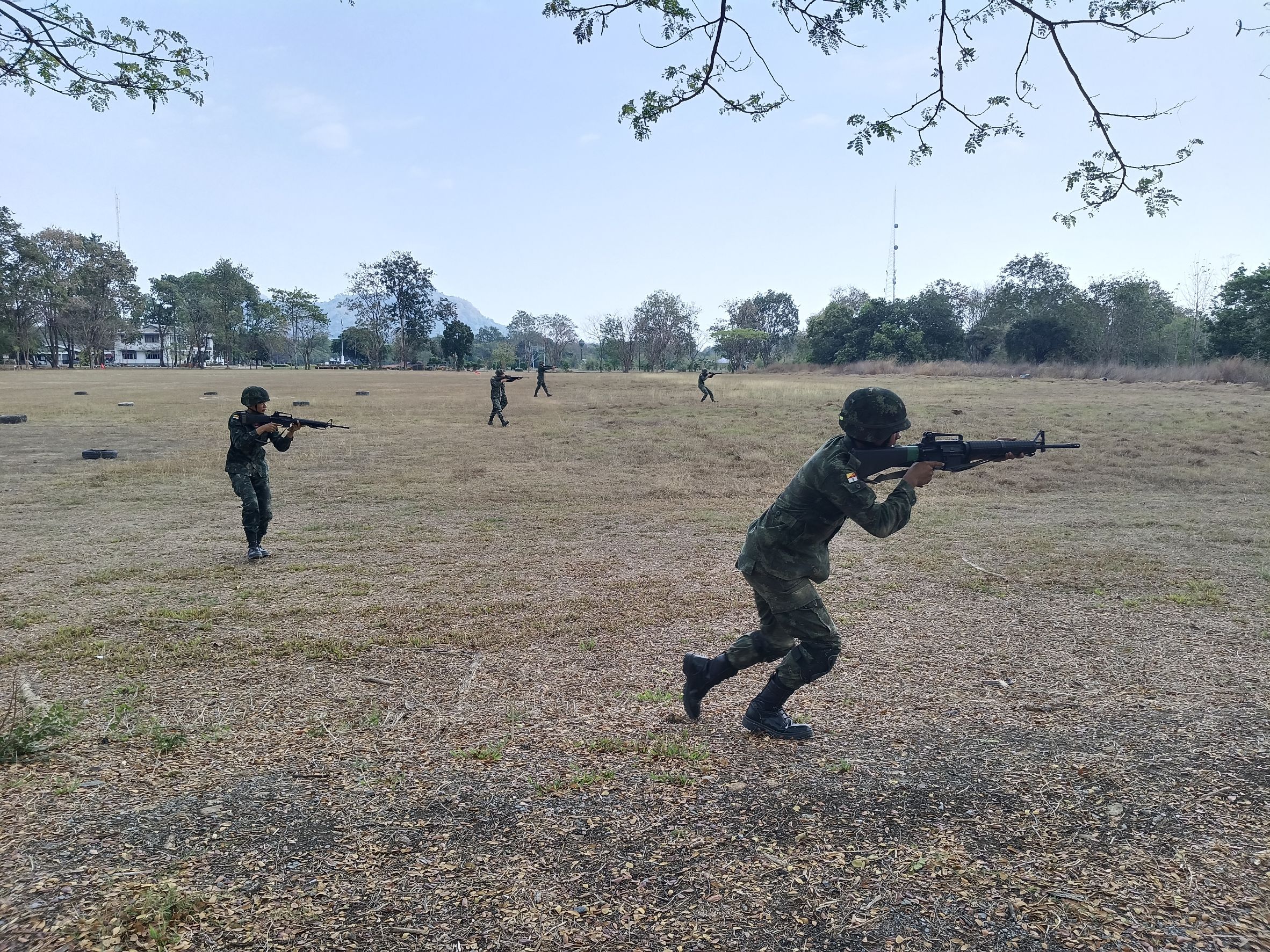 ส่วนวิชาทหาร โรงเรียนนายร้อยพระจุลจอมเกล้า ทำการฝึกเพิ่มพูนทักษะทางด้านวิชาทหารให้กับ นนร.ชั้นปีที่ 1 รุ่นที่ 77 ประจำปีการศึกษา 2568 ตั้งแต่ห้วงวันที่ 2 - 20 ก.พ. 69