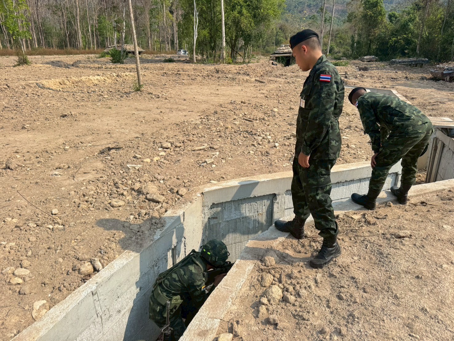 ส่วนวิชาทหาร โรงเรียนนายร้อยพระจุลจอมเกล้า ทำการฝึกเพิ่มพูนทักษะทางด้านวิชาทหารให้กับ นนร.ชั้นปีที่ 2 รุ่นที่ 76 ประจำปีการศึกษา 2568 ตั้งแต่ห้วงวันที่ 2 - 20 ก.พ. 69