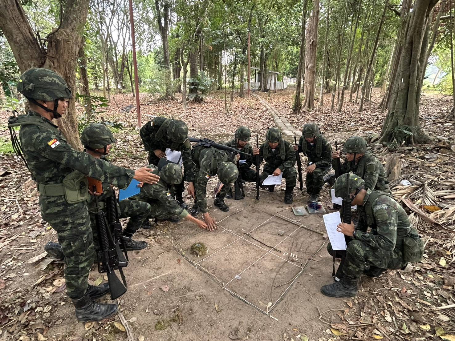 ส่วนวิชาทหาร โรงเรียนนายร้อยพระจุลจอมเกล้า ทำการฝึกเพิ่มพูนทักษะทางด้านวิชาทหารให้กับ นนร.ชั้นปีที่ 2 รุ่นที่ 76 ประจำปีการศึกษา 2568 ตั้งแต่ห้วงวันที่ 2 - 20 ก.พ. 69