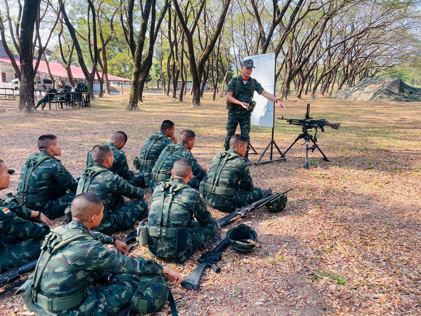 ส่วนวิชาทหาร โรงเรียนนายร้อยพระจุลจอมเกล้า ทำการฝึกเพิ่มพูนทักษะทางด้านวิชาทหารให้กับ นนร.ชั้นปีที่ 3 รุ่นที่ 75 ประจำปีการศึกษา 2568 ตั้งแต่ห้วงวันที่ 2 - 20 ก.พ. 69