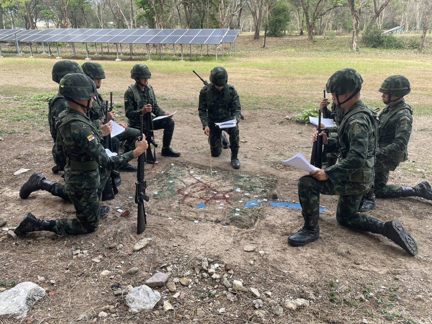 ส่วนวิชาทหาร โรงเรียนนายร้อยพระจุลจอมเกล้า ทำการฝึกเพิ่มพูนทักษะทางด้านวิชาทหารให้กับ นนร.ชั้นปีที่ 3 รุ่นที่ 75 ประจำปีการศึกษา 2568 ตั้งแต่ห้วงวันที่ 2 - 20 ก.พ. 69