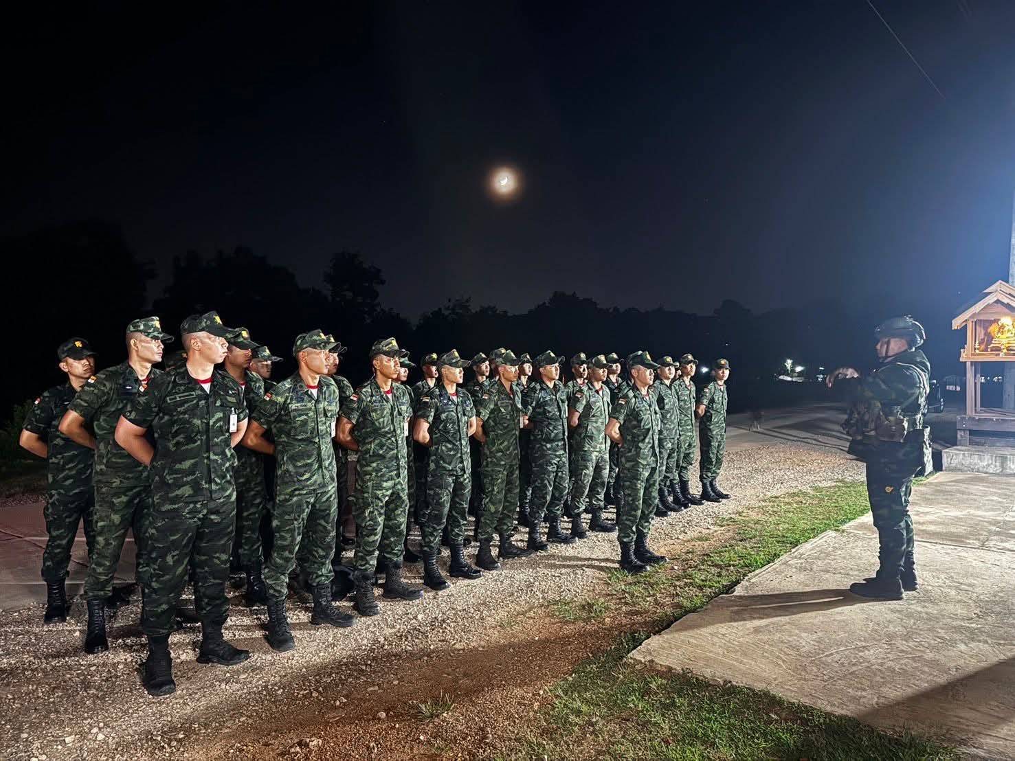 นนร.ชั้นปีที่ 5 ปฏิบัติหน้าที่ตามเหล่าที่ได้รับเลือกราชการ พื้นที่ ทภ.3