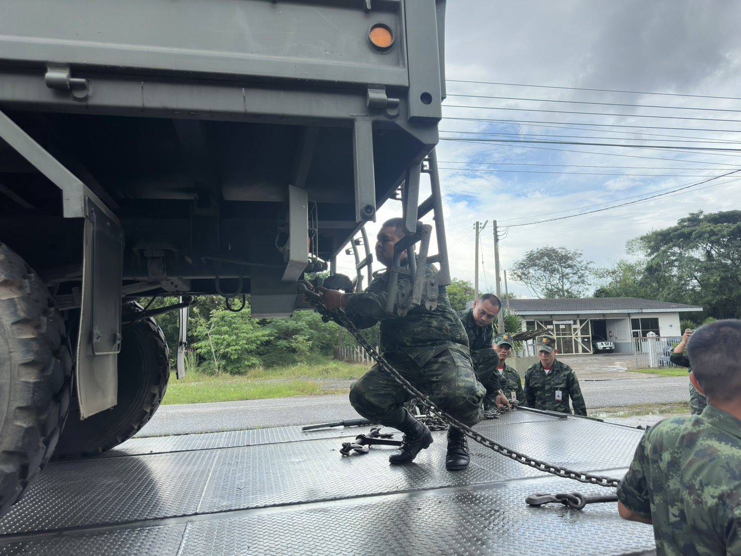 นนร.ชั้นปีที่ 5 ปฏิบัติหน้าที่ตามเหล่าที่ได้รับเลือกราชการ พื้นที่ ทภ.3