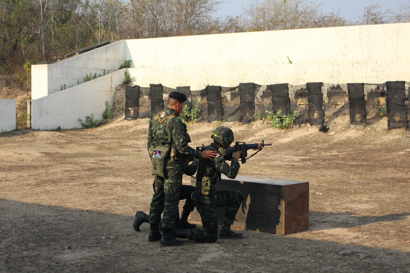 20 ก.พ. – 13 มี.ค. 69 /InfantryRiflePlatoonTacticsTraining 
นนร. ชั้นปีที่ 3 รุ่นที่ 75 ฝึกภาคสนาม วิชาการฝึกยุทธวิธีทหารราบระดับหมวด ทำการฝึกต่างๆดังนี้
1. การฝึกระเบียบการนำหน่วย
2. การฝึกการให้คำสั่งยุทธการของ ผบ.มว.
3. การฝึกการปฏิบัติในที่รวมพล
4. การฝึกการเคลื่อนที่เข้าปะทะ
5. การฝึกการเข้าที่รวมพล
6. การฝึกการเข้าตีกลางคืน
7. การฝึกเข้าตีเวลากลางวัน
8. การฝึกตั้งรับ
9. การฝึกการผลัดเปลี่ยนหน่วย 
10. การฝึกการลาดตระเวน/ตีโฉบฉวย
11. การฝึกการรบด้วยวิธีรุก/รับ