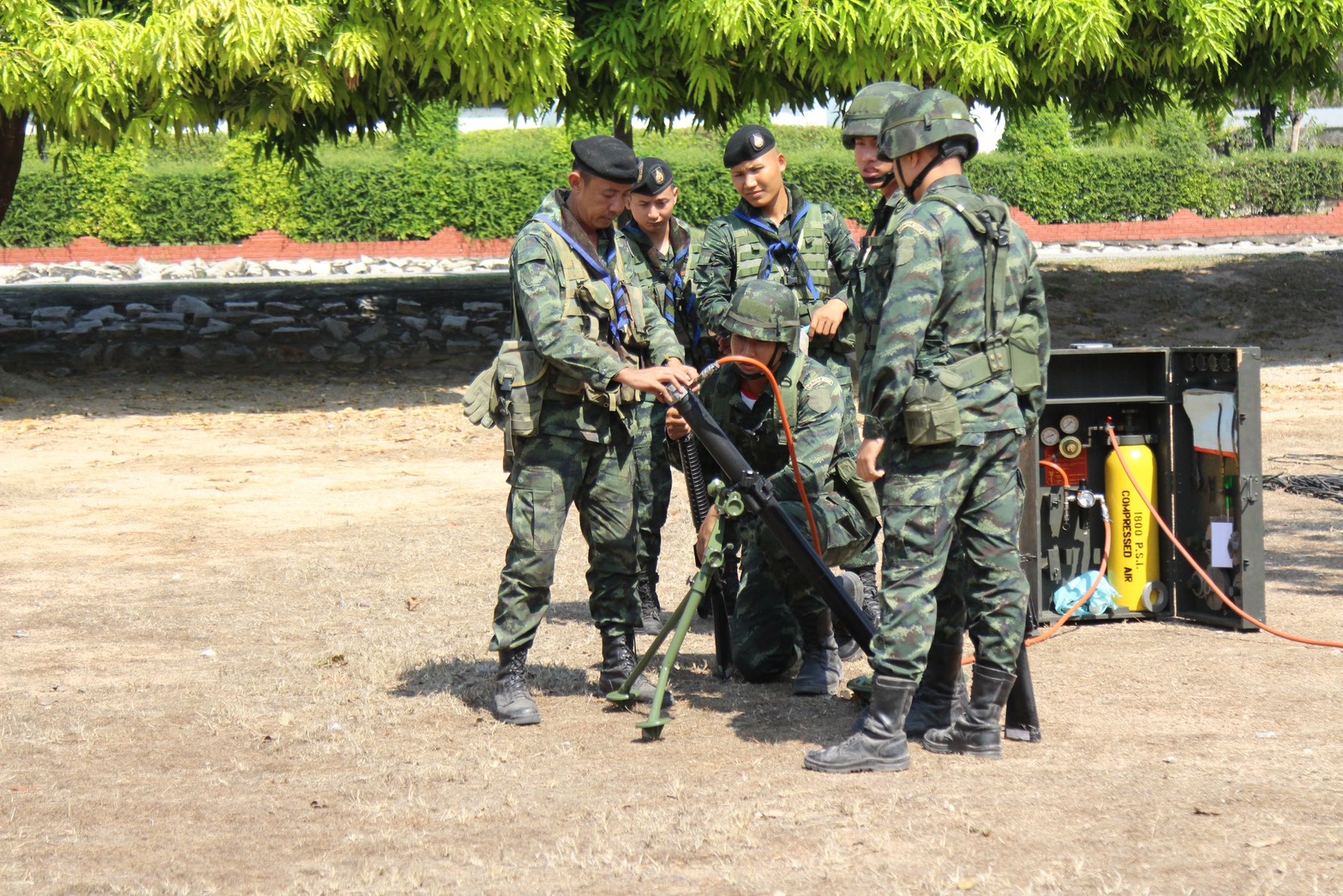 20 ก.พ. – 13 มี.ค. 69 /InfantryRiflePlatoonTacticsTraining 
นนร. ชั้นปีที่ 3 รุ่นที่ 75 ฝึกภาคสนาม วิชาการฝึกยุทธวิธีทหารราบระดับหมวด ทำการฝึกต่างๆดังนี้
1. การฝึกระเบียบการนำหน่วย
2. การฝึกการให้คำสั่งยุทธการของ ผบ.มว.
3. การฝึกการปฏิบัติในที่รวมพล
4. การฝึกการเคลื่อนที่เข้าปะทะ
5. การฝึกการเข้าที่รวมพล
6. การฝึกการเข้าตีกลางคืน
7. การฝึกเข้าตีเวลากลางวัน
8. การฝึกตั้งรับ
9. การฝึกการผลัดเปลี่ยนหน่วย 
10. การฝึกการลาดตระเวน/ตีโฉบฉวย
11. การฝึกการรบด้วยวิธีรุก/รับ