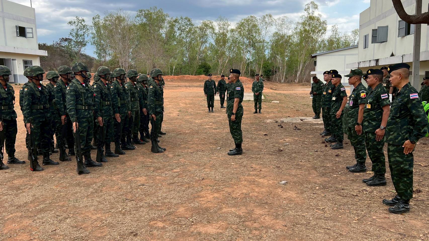 5 – 18 มี.ค. 69 /SoldierCombatSkillsAndTacticsTraining /
นนร.ชั้นปีที่ 1 รุ่นที่ 77 วิชาการฝึกบุคคลทำการรบและการฝึกทางยุทธวิธี  ทำการฝึกต่างๆดังนี้
1. การฝึกการเคลื่อนที่ 
2. การฝึกการสร้างที่มั่นรบ
3. การฝึกการตรวจการณ์, และการกะระยะ
4. การฝึกพื้นฐานชุดยิง-หมู่ปืนเล็ก