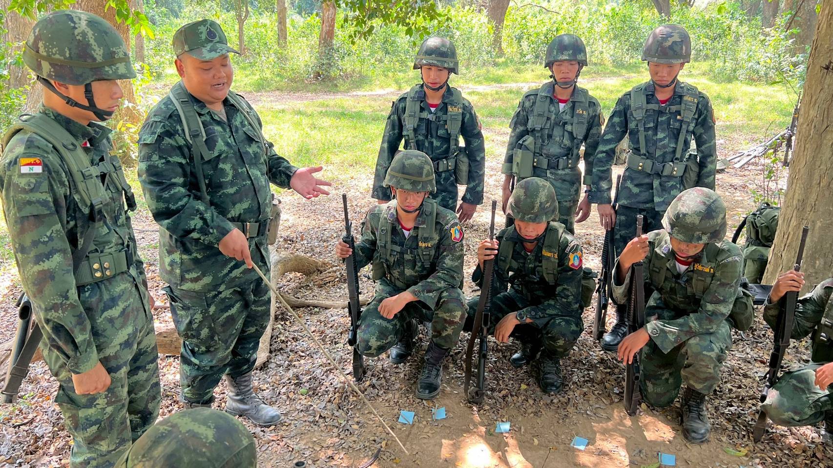 5 – 18 มี.ค. 69 /SoldierCombatSkillsAndTacticsTraining /
นนร.ชั้นปีที่ 1 รุ่นที่ 77 วิชาการฝึกบุคคลทำการรบและการฝึกทางยุทธวิธี  ทำการฝึกต่างๆดังนี้
1. การฝึกการเคลื่อนที่ 
2. การฝึกการสร้างที่มั่นรบ
3. การฝึกการตรวจการณ์, และการกะระยะ
4. การฝึกพื้นฐานชุดยิง-หมู่ปืนเล็ก