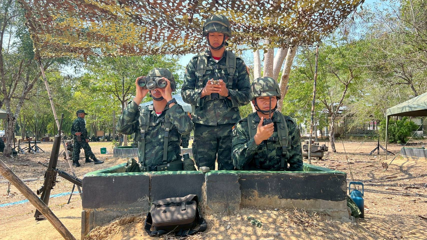 18 – 27 มี.ค. 69 /UnitWeaponSystemsAndFireControlTraining /
นนร.ชั้นปีที่ 2 รุ่นที่ 76 วิชาการฝึกยิงอาวุธประจำหน่วย หลักยิงและตรวจการณ์ ทำการฝึกต่างๆดังนี้
1. การฝึกหน้าที่พลประจำเครื่องยิงและการตั้งยิง ค.60 มม., ค.81 มม., ค.120 มม. และการฝึกทำหน้าที่ ผตน. 
2. การฝึกหน้าที่พลประจำปืน ปก.38, ปก.93 และการฝึกทำแผ่นจดระยะ ปก.
3. การฝึกเครื่องช่วยฝึกเทคโนโลยีสูง (Focuss-2) Application และ ส่วนยิง (ค.อัดลม) (เสริม ผตน.)
4. การยิงปืนด้วยกระสุนจริง ปก.38 และ ปก.93
5. การฝึกส่วนอำนวยการยิง, ผู้ตรวจการณ์หน้า และ ส่วนยิง (ค.อัดลม) (เสริม ผตน.)
6. การฝึกการสร้างสนามทุ่นระเบิดป้องกันตน
7. การฝึกการใช้บังกะโลตอปิโดเจาะช่องสนามทุ่นระเบิด
8. การฝึกการติดตั้งและรื้อถอนทุ่นระเบิดสังหารบุคคล M18A1 (เคลย์มอร์)
