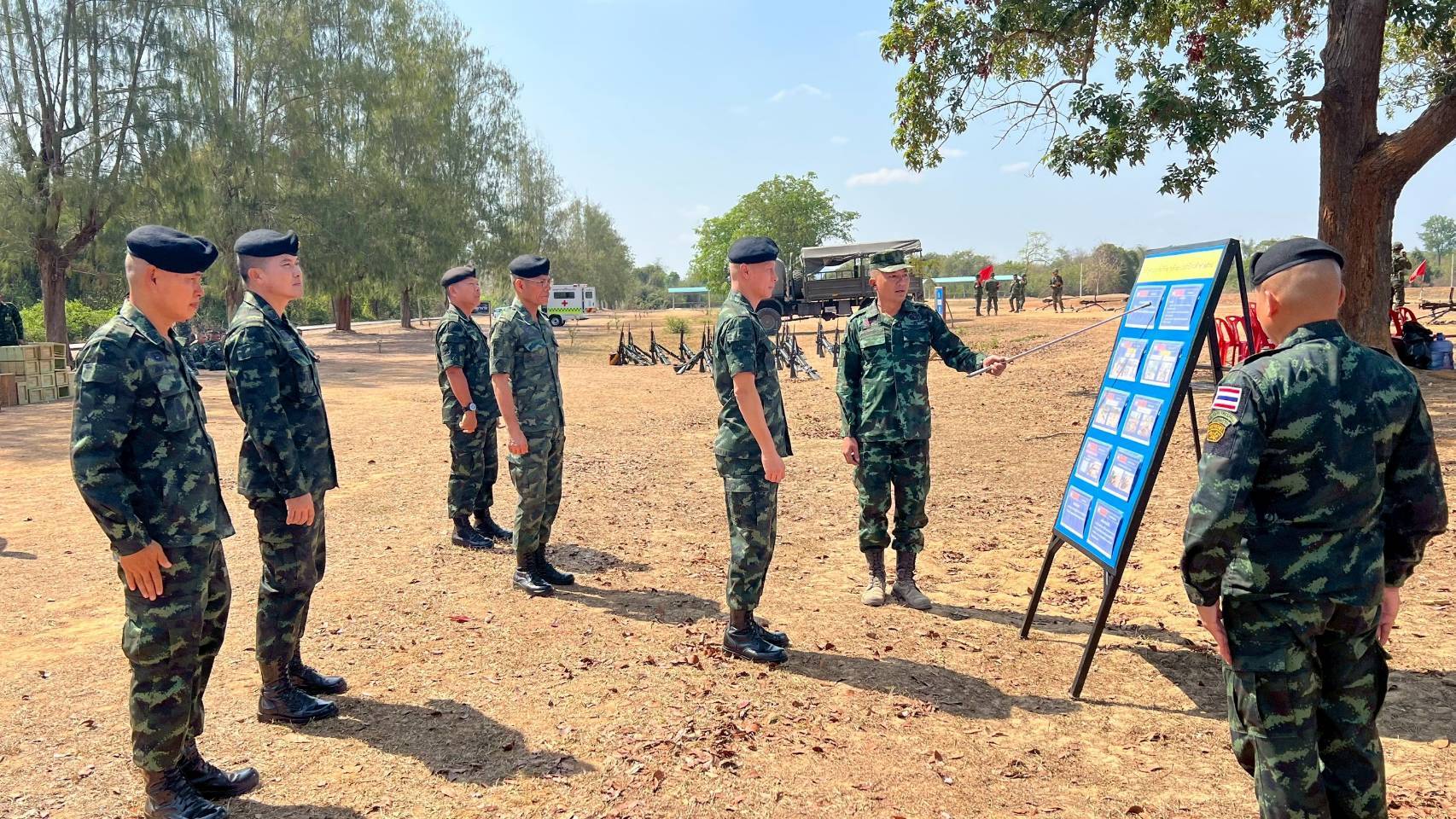 18 – 27 มี.ค. 69 /UnitWeaponSystemsAndFireControlTraining /
นนร.ชั้นปีที่ 2 รุ่นที่ 76 วิชาการฝึกยิงอาวุธประจำหน่วย หลักยิงและตรวจการณ์ ทำการฝึกต่างๆดังนี้
1. การฝึกหน้าที่พลประจำเครื่องยิงและการตั้งยิง ค.60 มม., ค.81 มม., ค.120 มม. และการฝึกทำหน้าที่ ผตน. 
2. การฝึกหน้าที่พลประจำปืน ปก.38, ปก.93 และการฝึกทำแผ่นจดระยะ ปก.
3. การฝึกเครื่องช่วยฝึกเทคโนโลยีสูง (Focuss-2) Application และ ส่วนยิง (ค.อัดลม) (เสริม ผตน.)
4. การยิงปืนด้วยกระสุนจริง ปก.38 และ ปก.93
5. การฝึกส่วนอำนวยการยิง, ผู้ตรวจการณ์หน้า และ ส่วนยิง (ค.อัดลม) (เสริม ผตน.)
6. การฝึกการสร้างสนามทุ่นระเบิดป้องกันตน
7. การฝึกการใช้บังกะโลตอปิโดเจาะช่องสนามทุ่นระเบิด
8. การฝึกการติดตั้งและรื้อถอนทุ่นระเบิดสังหารบุคคล M18A1 (เคลย์มอร์)
