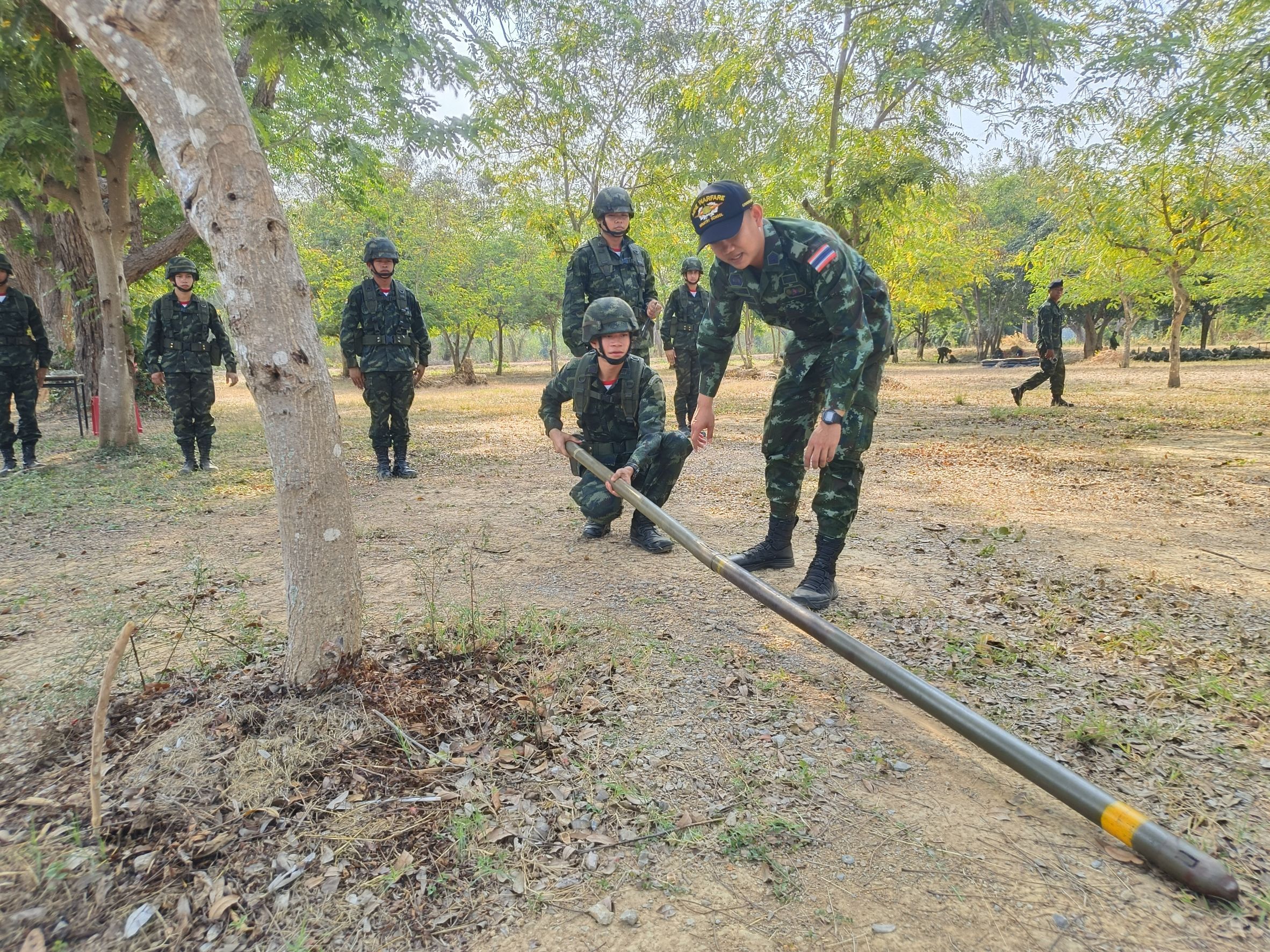 18 – 27 มี.ค. 69 /UnitWeaponSystemsAndFireControlTraining /
นนร.ชั้นปีที่ 2 รุ่นที่ 76 วิชาการฝึกยิงอาวุธประจำหน่วย หลักยิงและตรวจการณ์ ทำการฝึกต่างๆดังนี้
1. การฝึกหน้าที่พลประจำเครื่องยิงและการตั้งยิง ค.60 มม., ค.81 มม., ค.120 มม. และการฝึกทำหน้าที่ ผตน. 
2. การฝึกหน้าที่พลประจำปืน ปก.38, ปก.93 และการฝึกทำแผ่นจดระยะ ปก.
3. การฝึกเครื่องช่วยฝึกเทคโนโลยีสูง (Focuss-2) Application และ ส่วนยิง (ค.อัดลม) (เสริม ผตน.)
4. การยิงปืนด้วยกระสุนจริง ปก.38 และ ปก.93
5. การฝึกส่วนอำนวยการยิง, ผู้ตรวจการณ์หน้า และ ส่วนยิง (ค.อัดลม) (เสริม ผตน.)
6. การฝึกการสร้างสนามทุ่นระเบิดป้องกันตน
7. การฝึกการใช้บังกะโลตอปิโดเจาะช่องสนามทุ่นระเบิด
8. การฝึกการติดตั้งและรื้อถอนทุ่นระเบิดสังหารบุคคล M18A1 (เคลย์มอร์)