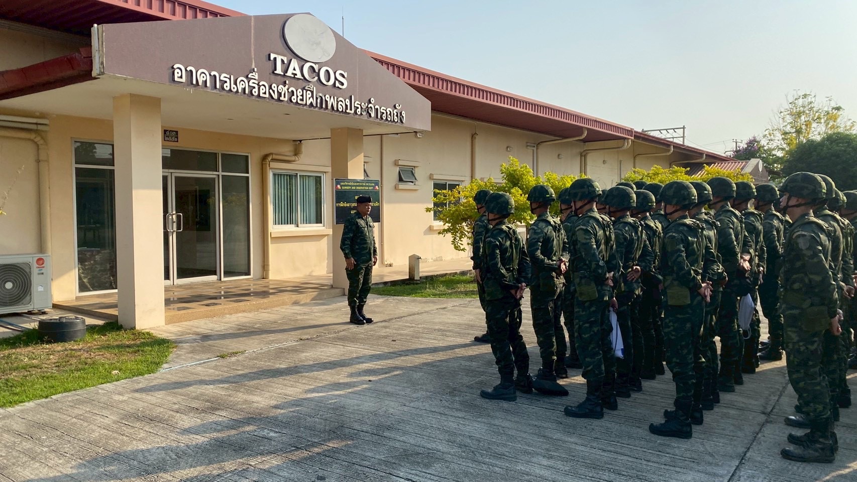 13 – 27 มี.ค. 69 /CavalyPlatoonTacticsTraining /
นนร.ชั้นปีที่ 3 รุ่นที่ 75 วิชาการฝึกทางยุทธวิธีทหารม้าระดับหมวด ทำการฝึกต่างๆดังนี้
1. การฝึกทางยุทธวิธีหมวดทหารม้ารถถัง 
2. การฝึกทางยุทธวิธีหมวดทหารม้าบรรทุกยานเกราะ 
3. การฝึกทางยุทธวิธีหมวดทหารม้าลาดตระเวน