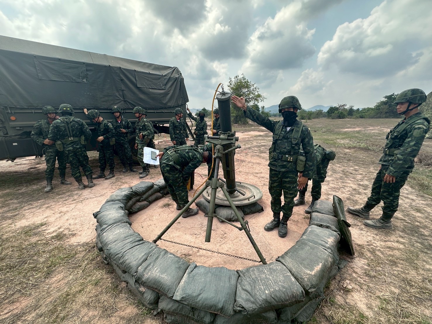 13 – 27 มี.ค. 69 /CavalyPlatoonTacticsTraining /
นนร.ชั้นปีที่ 3 รุ่นที่ 75 วิชาการฝึกทางยุทธวิธีทหารม้าระดับหมวด ทำการฝึกต่างๆดังนี้
1. การฝึกทางยุทธวิธีหมวดทหารม้ารถถัง 
2. การฝึกทางยุทธวิธีหมวดทหารม้าบรรทุกยานเกราะ 
3. การฝึกทางยุทธวิธีหมวดทหารม้าลาดตระเวน