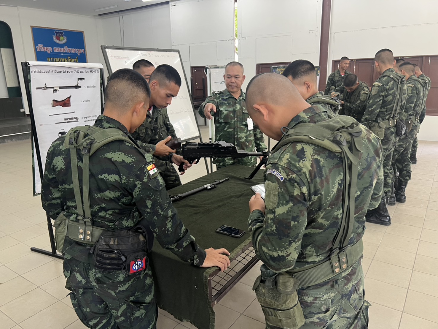 13 – 27 มี.ค. 69 /CavalyPlatoonTacticsTraining /
นนร.ชั้นปีที่ 3 รุ่นที่ 75 วิชาการฝึกทางยุทธวิธีทหารม้าระดับหมวด ทำการฝึกต่างๆดังนี้
1. การฝึกทางยุทธวิธีหมวดทหารม้ารถถัง 
2. การฝึกทางยุทธวิธีหมวดทหารม้าบรรทุกยานเกราะ 
3. การฝึกทางยุทธวิธีหมวดทหารม้าลาดตระเวน