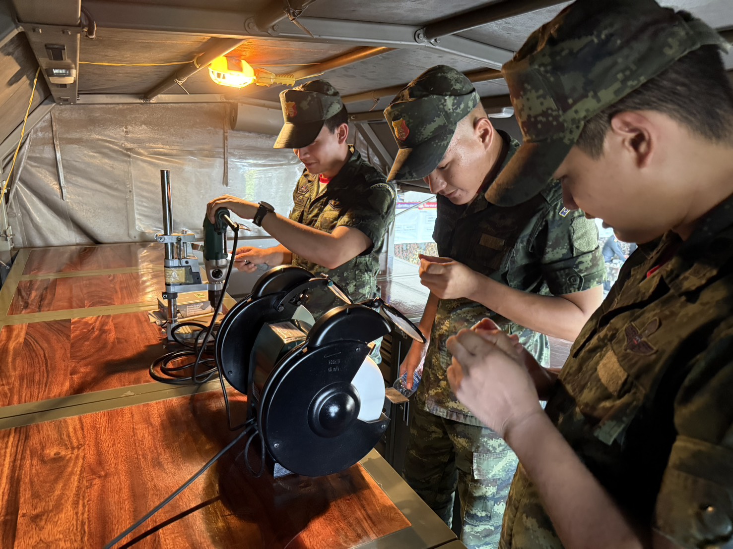 นนร.ชั้นปีที่ 5 ปฏิบัติหน้าที่ตามเหล่าที่ได้รับเลือกราชการ พื้นที่ ทภ.4