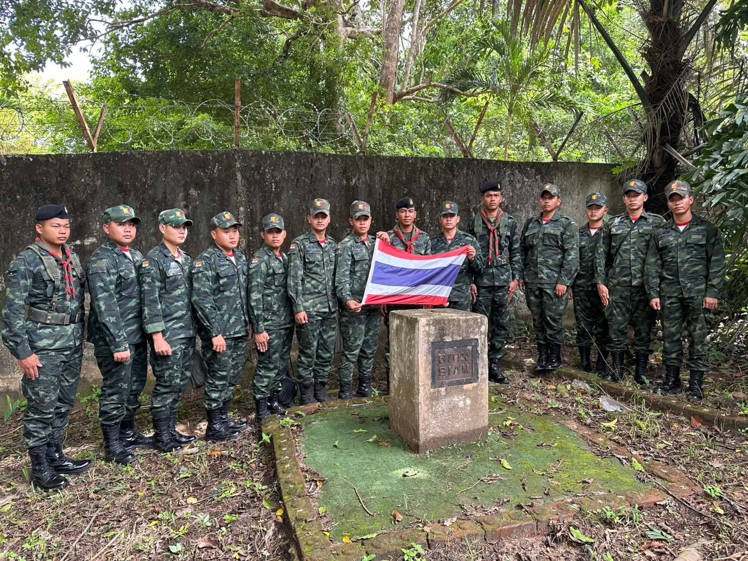 นนร.ชั้นปีที่ 5 ปฏิบัติหน้าที่ตามเหล่าที่ได้รับเลือกราชการ พื้นที่ ทภ.4