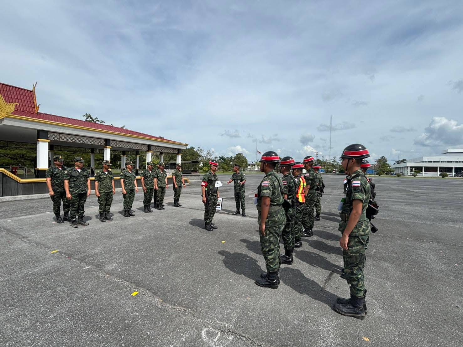 นนร.ชั้นปีที่ 5 ปฏิบัติหน้าที่ตามเหล่าที่ได้รับเลือกราชการ พื้นที่ ทภ.4