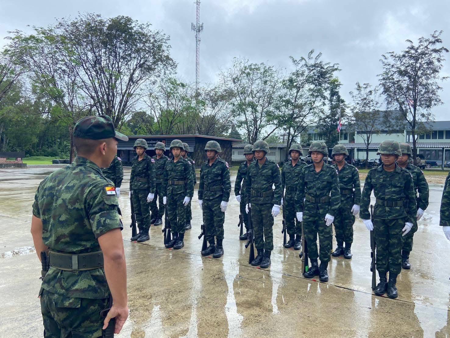 นนร.ชั้นปีที่ 5 ปฏิบัติหน้าที่ตามเหล่าที่ได้รับเลือกราชการ พื้นที่ ทภ.4