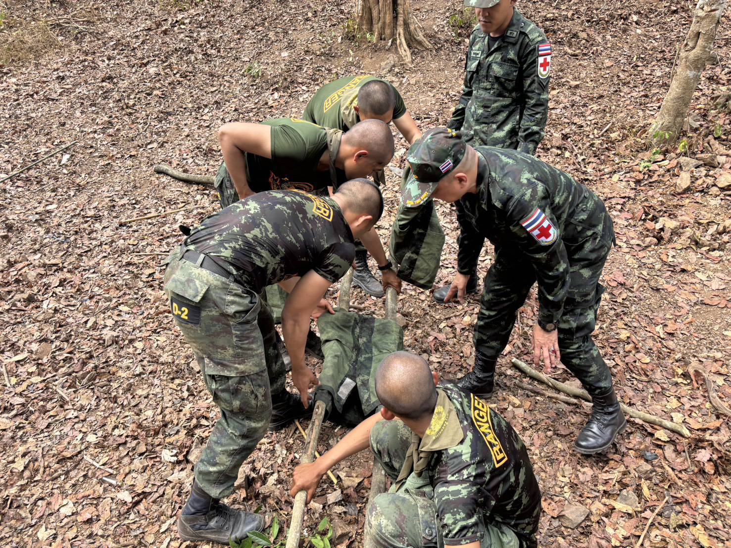 16 ม.ค. – 26 มี.ค. 69 /RangerCourse/
นนร.ชั้นปีที่ 4 รุ่นที่ 74 การฝึกหลักสูตรการรบแบบจู่โจม รุ่นที่ 143 (นนร.) ทำการฝึกตามรายภาค ดังนี้
1. ภาคที่ตั้ง/ป่าราบ 
2. ภาคการรบในสิ่งปลูกสร้าง 
3. ภาคป่าที่ลุ่ม 
4. ภาคป่าภูเขา 
5. เวลาเบ็ดเตล็ด