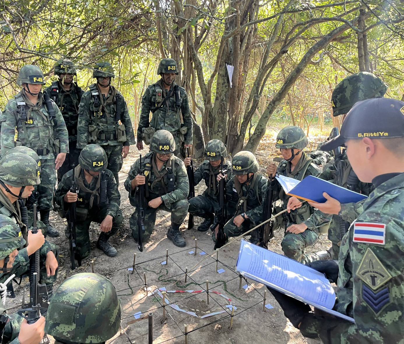 16 ม.ค. – 26 มี.ค. 69 /RangerCourse/
นนร.ชั้นปีที่ 4 รุ่นที่ 74 การฝึกหลักสูตรการรบแบบจู่โจม รุ่นที่ 143 (นนร.) ทำการฝึกตามรายภาค ดังนี้
1. ภาคที่ตั้ง/ป่าราบ 
2. ภาคการรบในสิ่งปลูกสร้าง 
3. ภาคป่าที่ลุ่ม 
4. ภาคป่าภูเขา 
5. เวลาเบ็ดเตล็ด