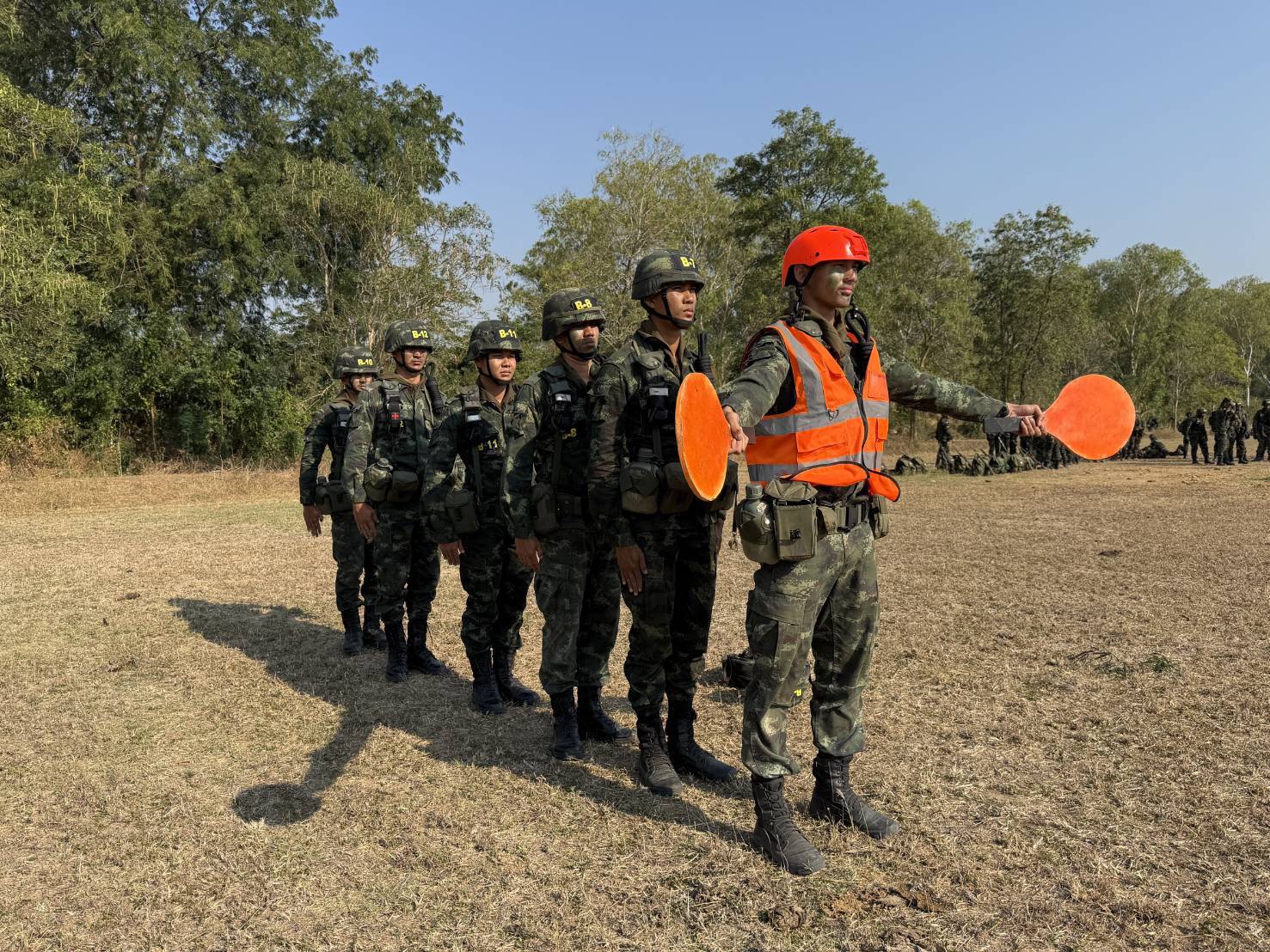 16 ม.ค. – 26 มี.ค. 69 /RangerCourse/
นนร.ชั้นปีที่ 4 รุ่นที่ 74 การฝึกหลักสูตรการรบแบบจู่โจม รุ่นที่ 143 (นนร.) ทำการฝึกตามรายภาค ดังนี้
1. ภาคที่ตั้ง/ป่าราบ 
2. ภาคการรบในสิ่งปลูกสร้าง 
3. ภาคป่าที่ลุ่ม 
4. ภาคป่าภูเขา 
5. เวลาเบ็ดเตล็ด