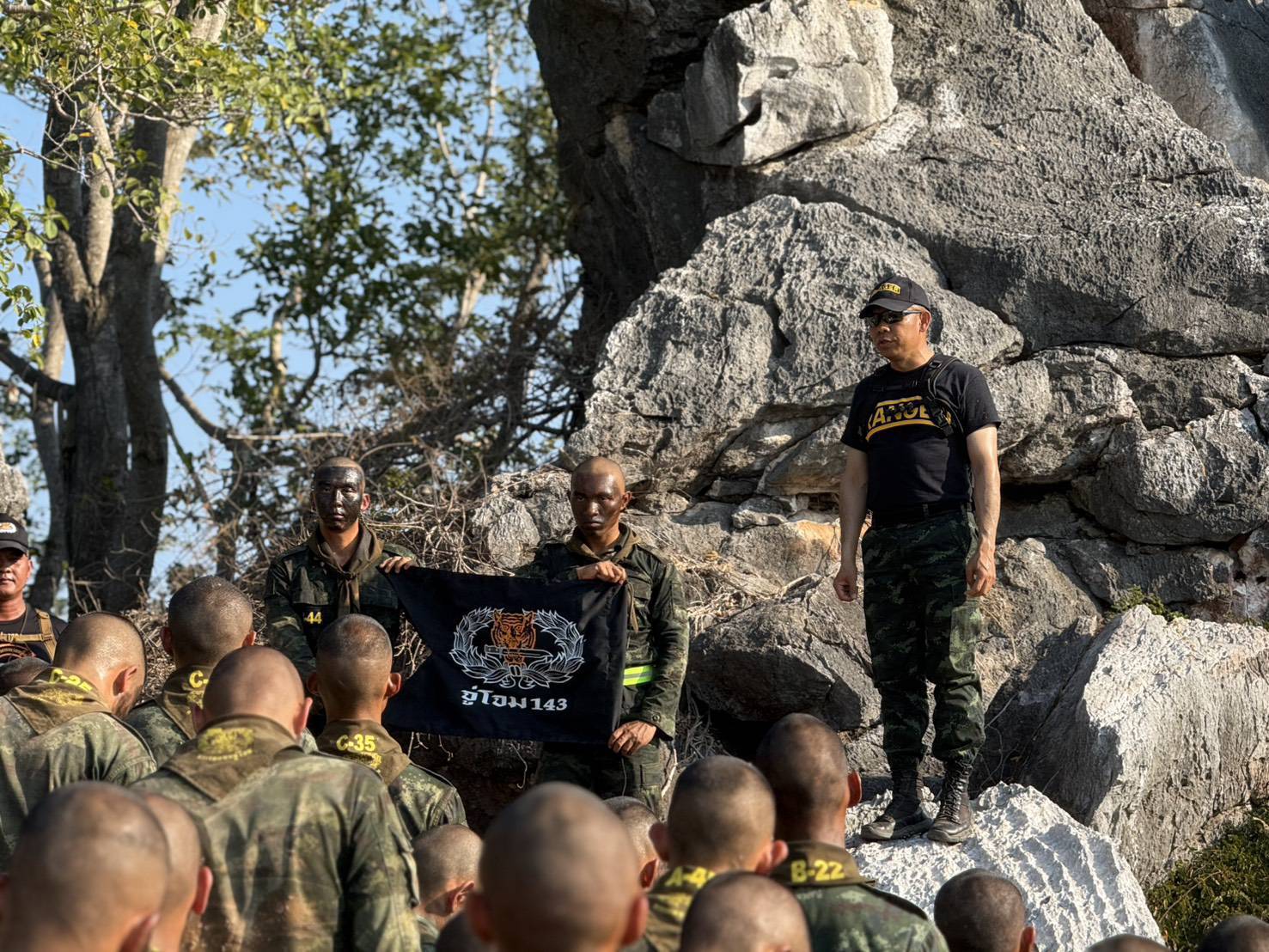 16 ม.ค. – 26 มี.ค. 69 /RangerCourse/
นนร.ชั้นปีที่ 4 รุ่นที่ 74 การฝึกหลักสูตรการรบแบบจู่โจม รุ่นที่ 143 (นนร.) ทำการฝึกตามรายภาค ดังนี้
1. ภาคที่ตั้ง/ป่าราบ 
2. ภาคการรบในสิ่งปลูกสร้าง 
3. ภาคป่าที่ลุ่ม 
4. ภาคป่าภูเขา 
5. เวลาเบ็ดเตล็ด