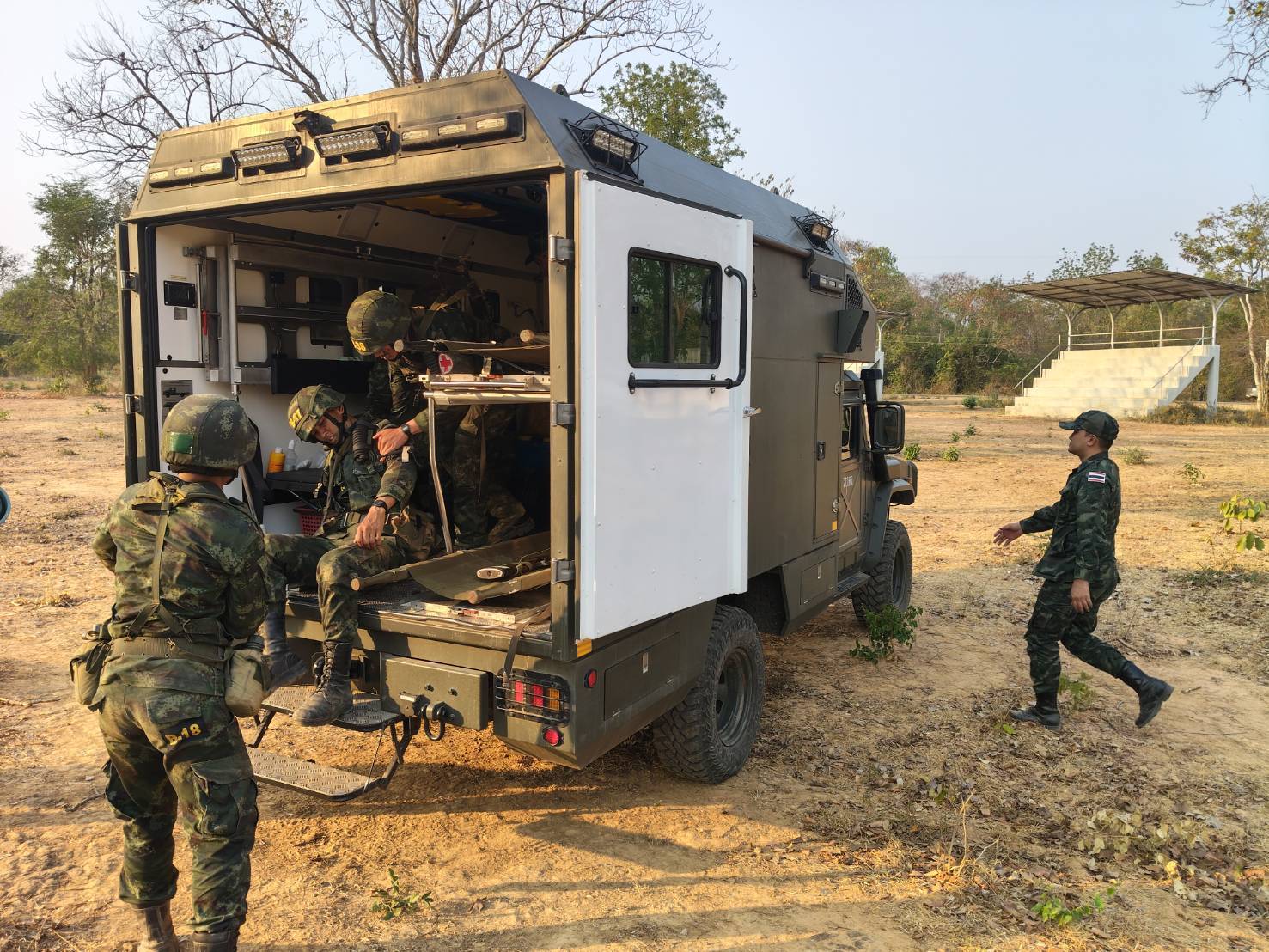 16 ม.ค. – 26 มี.ค. 69 /RangerCourse/
นนร.ชั้นปีที่ 4 รุ่นที่ 74 การฝึกหลักสูตรการรบแบบจู่โจม รุ่นที่ 143 (นนร.) ทำการฝึกตามรายภาค ดังนี้
1. ภาคที่ตั้ง/ป่าราบ 
2. ภาคการรบในสิ่งปลูกสร้าง 
3. ภาคป่าที่ลุ่ม 
4. ภาคป่าภูเขา 
5. เวลาเบ็ดเตล็ด