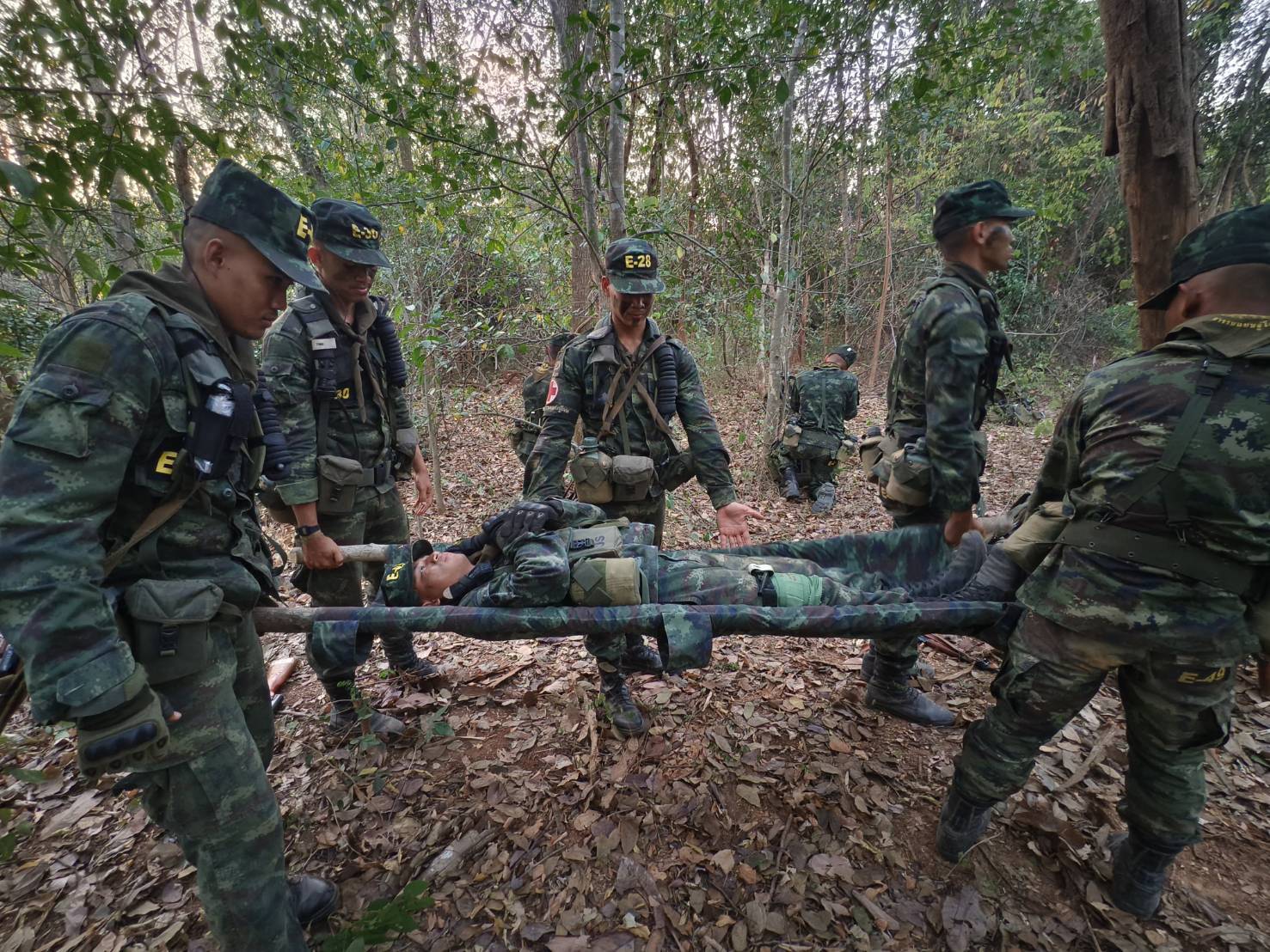 16 ม.ค. – 26 มี.ค. 69 /RangerCourse/
นนร.ชั้นปีที่ 4 รุ่นที่ 74 การฝึกหลักสูตรการรบแบบจู่โจม รุ่นที่ 143 (นนร.) ทำการฝึกตามรายภาค ดังนี้
1. ภาคที่ตั้ง/ป่าราบ 
2. ภาคการรบในสิ่งปลูกสร้าง 
3. ภาคป่าที่ลุ่ม 
4. ภาคป่าภูเขา 
5. เวลาเบ็ดเตล็ด