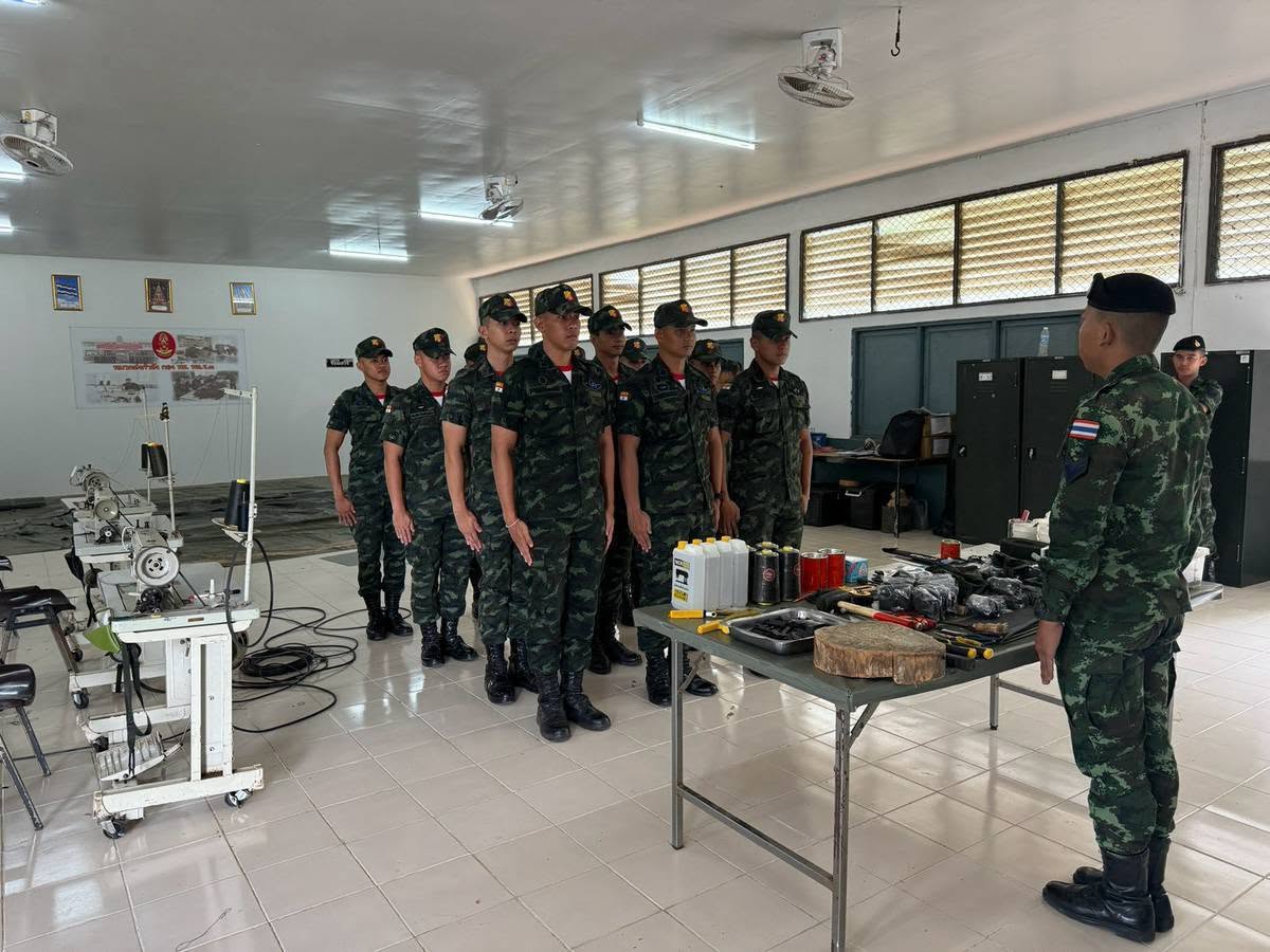17 ส.ค. - 4 ก.ย. 69 / Students5VisitsAndPractical69 /การศึกษาดูงาน และฝึกปฏิบัติหน้าที่ในหน่วยทหาร ของนักเรียนนายร้อยชั้นปีที่ 5 ประจำปีการศึกษา 2569 เพื่อเป็นการเพิ่มพูนความรู้ด้านกิจการทหาร ภารกิจ การจัด การปฏิบัติงานของหน่วยต่างๆ การศึกษาสภาพภูมิประเทศ ความเป็นอยู่สถานการณ์ตามแนวชายแดนของประเทศ และเสริมสร้างประสบการณ์ก่อนที่นักเรียนนายร้อยจะสำเร็จการศึกษาออกไปรับราชการเป็นนายทหารสัญญาบัตรต่อไป โดยมีกำหนดศึกษาและดูงาน ตั้งแต่วันที่ 17 ส.ค. - 4 ก.ย. 69