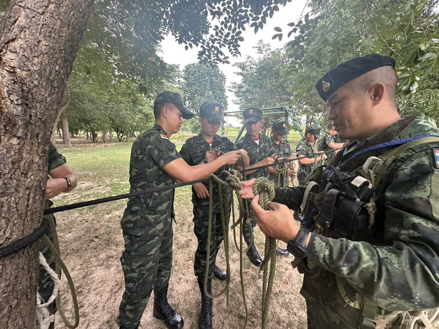 17 ส.ค. - 4 ก.ย. 69 / Students5VisitsAndPractical69 /การศึกษาดูงาน และฝึกปฏิบัติหน้าที่ในหน่วยทหาร ของนักเรียนนายร้อยชั้นปีที่ 5 ประจำปีการศึกษา 2569 เพื่อเป็นการเพิ่มพูนความรู้ด้านกิจการทหาร ภารกิจ การจัด การปฏิบัติงานของหน่วยต่างๆ การศึกษาสภาพภูมิประเทศ ความเป็นอยู่สถานการณ์ตามแนวชายแดนของประเทศ และเสริมสร้างประสบการณ์ก่อนที่นักเรียนนายร้อยจะสำเร็จการศึกษาออกไปรับราชการเป็นนายทหารสัญญาบัตรต่อไป โดยมีกำหนดศึกษาและดูงาน ตั้งแต่วันที่ 17 ส.ค. - 4 ก.ย. 69