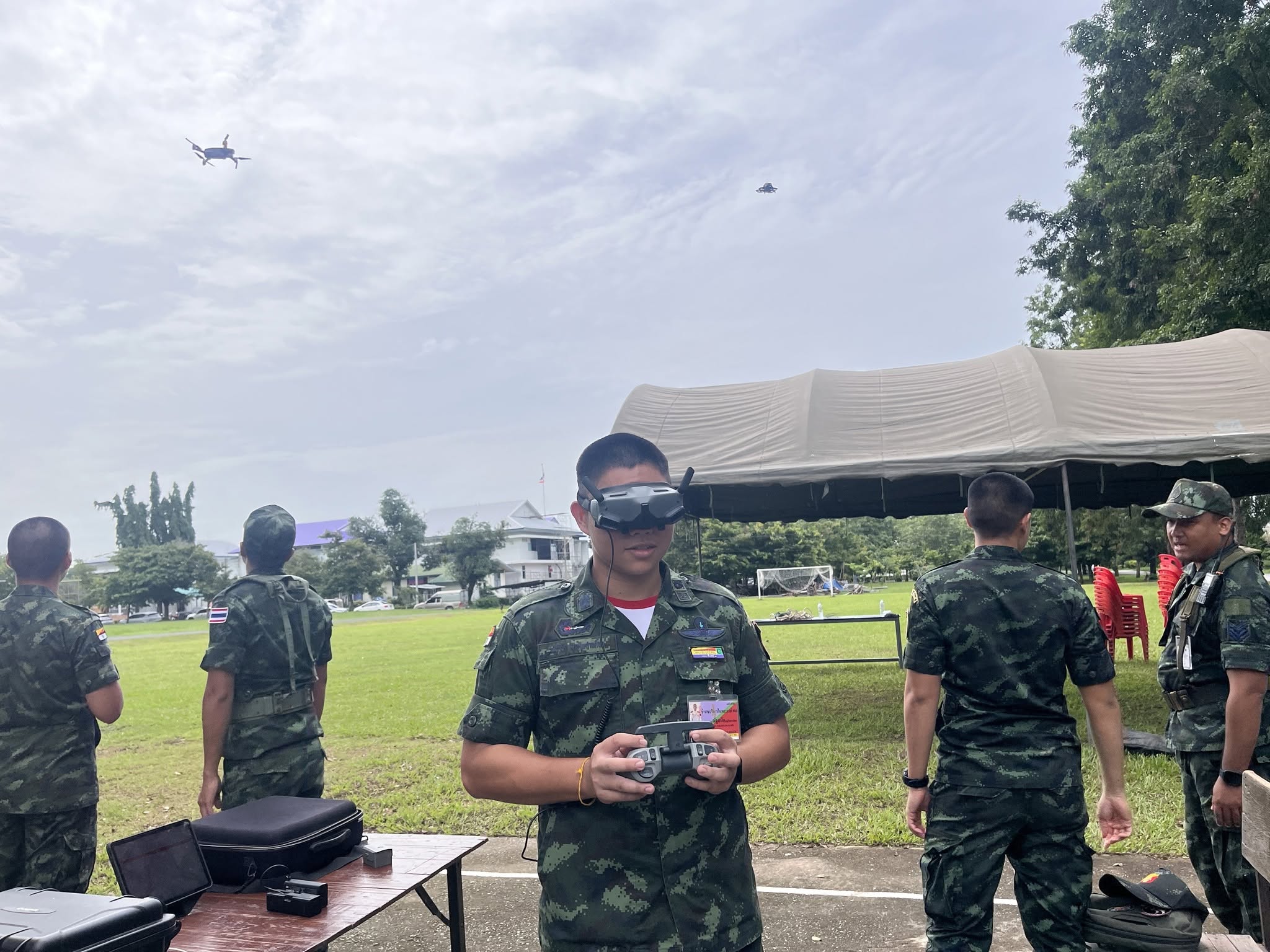 17 ส.ค. - 4 ก.ย. 69 / Students5VisitsAndPractical69 /การศึกษาดูงาน และฝึกปฏิบัติหน้าที่ในหน่วยทหาร ของนักเรียนนายร้อยชั้นปีที่ 5 ประจำปีการศึกษา 2569 เพื่อเป็นการเพิ่มพูนความรู้ด้านกิจการทหาร ภารกิจ การจัด การปฏิบัติงานของหน่วยต่างๆ การศึกษาสภาพภูมิประเทศ ความเป็นอยู่สถานการณ์ตามแนวชายแดนของประเทศ และเสริมสร้างประสบการณ์ก่อนที่นักเรียนนายร้อยจะสำเร็จการศึกษาออกไปรับราชการเป็นนายทหารสัญญาบัตรต่อไป โดยมีกำหนดศึกษาและดูงาน ตั้งแต่วันที่ 17 ส.ค. - 4 ก.ย. 69