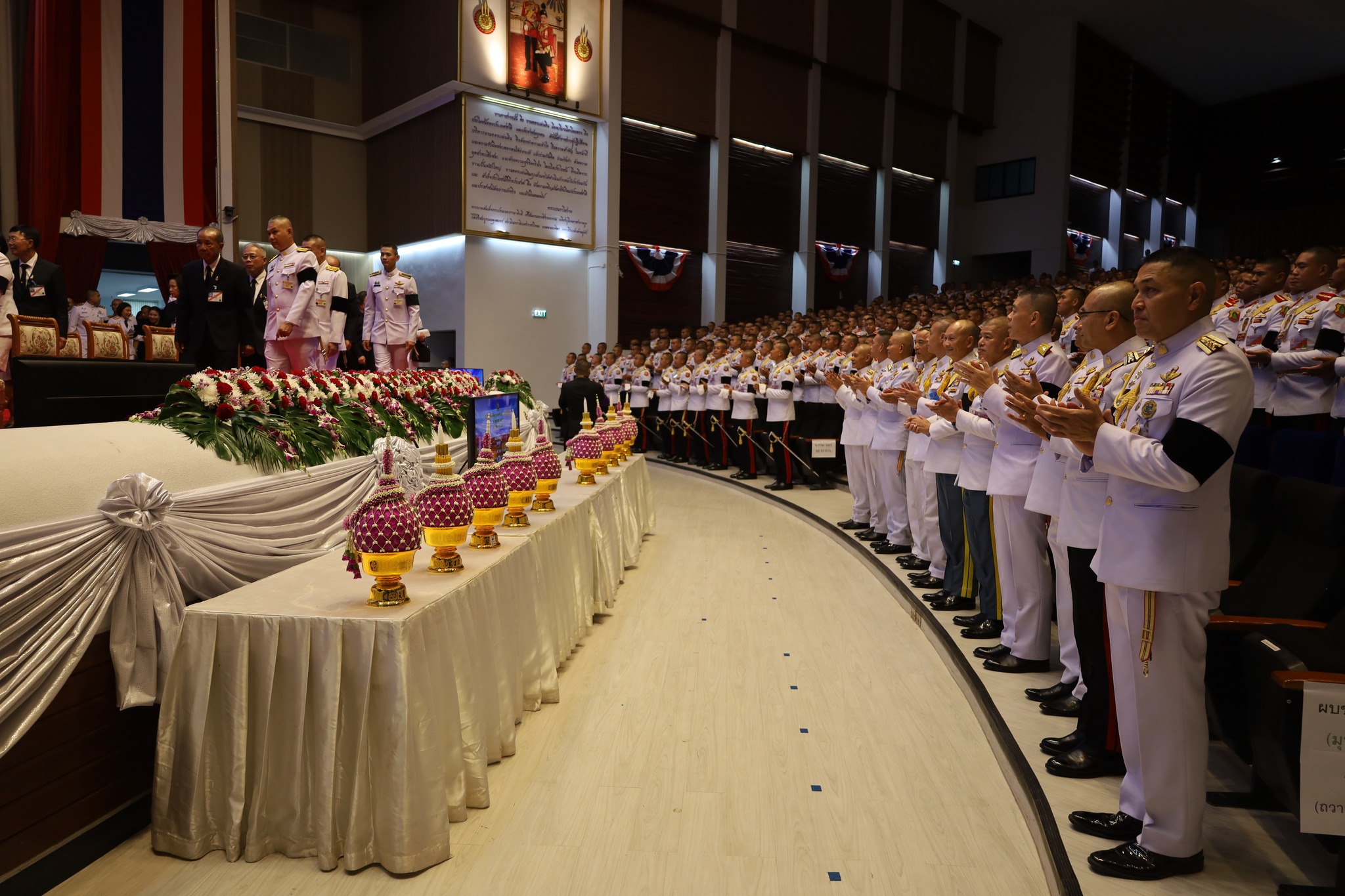 28 พ.ค. 69 /TeacherDay69 / พิธีมุทิตาจิตแด่อดีตครู อาจารย์ รร.จปร. (วันไหว้ครู) ประจำปีการศึกษา 2569 เพื่อเป็นการแสดงความกตัญญูกตเวทีและความเคารพต่อครู อาจารย์ ผู้ประสิทธิ์ประสาทวิชาความรู้ เป็นโอกาสที่ศิษย์จะได้ขอขมาที่เคยล่วงเกินด้วยวาจาหรือกระทำผิดต่อครูอาจารย์ ทั้งต่อหน้าและลับหลัง พร้อมรำลึกถึงพระคุณ ของครู อาจารย์ รร.จปร. ทั้งในอดีตและปัจจุบัน