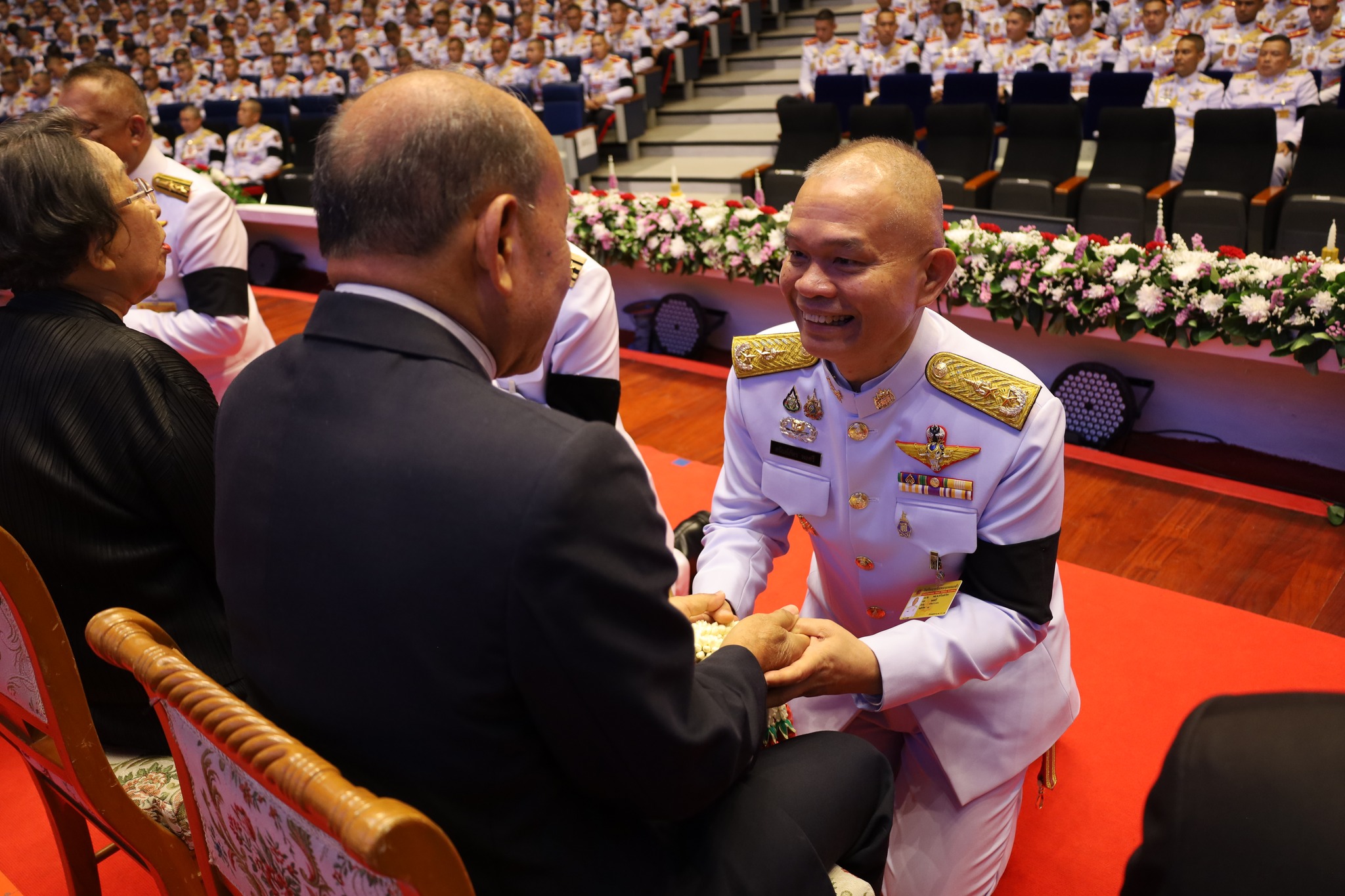 28 พ.ค. 69 /TeacherDay69 / พิธีมุทิตาจิตแด่อดีตครู อาจารย์ รร.จปร. (วันไหว้ครู) ประจำปีการศึกษา 2569 เพื่อเป็นการแสดงความกตัญญูกตเวทีและความเคารพต่อครู อาจารย์ ผู้ประสิทธิ์ประสาทวิชาความรู้ เป็นโอกาสที่ศิษย์จะได้ขอขมาที่เคยล่วงเกินด้วยวาจาหรือกระทำผิดต่อครูอาจารย์ ทั้งต่อหน้าและลับหลัง พร้อมรำลึกถึงพระคุณ ของครู อาจารย์ รร.จปร. ทั้งในอดีตและปัจจุบัน