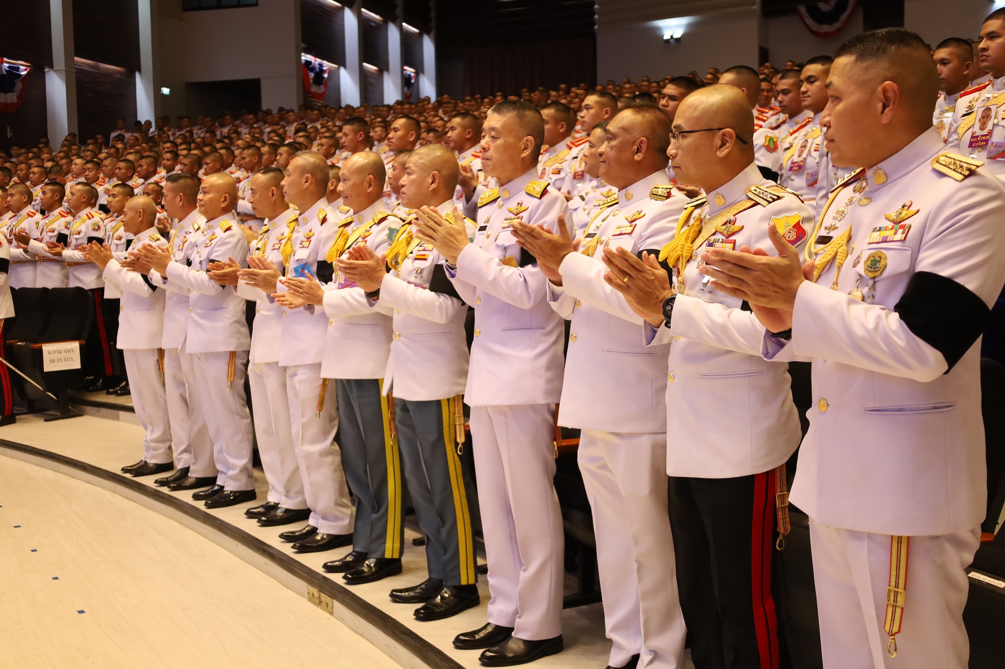 28 พ.ค. 69 /TeacherDay69 / พิธีมุทิตาจิตแด่อดีตครู อาจารย์ รร.จปร. (วันไหว้ครู) ประจำปีการศึกษา 2569 เพื่อเป็นการแสดงความกตัญญูกตเวทีและความเคารพต่อครู อาจารย์ ผู้ประสิทธิ์ประสาทวิชาความรู้ เป็นโอกาสที่ศิษย์จะได้ขอขมาที่เคยล่วงเกินด้วยวาจาหรือกระทำผิดต่อครูอาจารย์ ทั้งต่อหน้าและลับหลัง พร้อมรำลึกถึงพระคุณ ของครู อาจารย์ รร.จปร. ทั้งในอดีตและปัจจุบัน