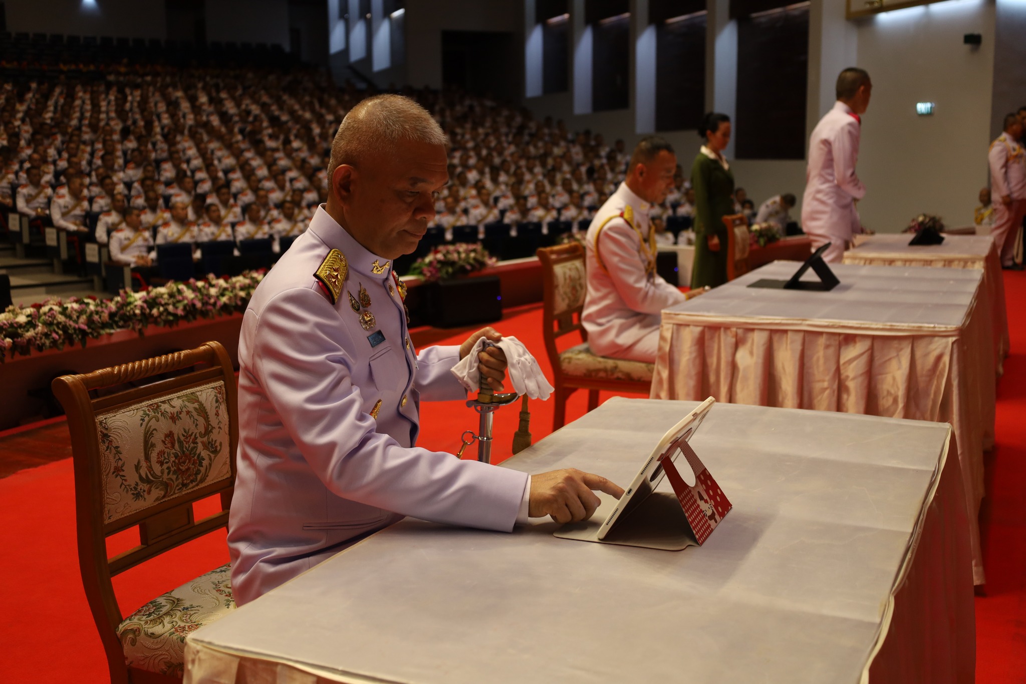 2 มิ.ย. 69/QueenSutida69/ กิจกรรมเฉลิมพระเกียรติ เนื่องในโอกาสวันมหามงคลเฉลิมพระชนมพรรษา 4 รอบ สมเด็จพระนางเจ้าสุทิดา พัชรสุธาพิมลลักษณ พระบรมราชินี 3 มิถุนายน 2569 โดยมีพิธีเจริญพระพุทธมนต์ พิธีถวายเครื่องราชสักการะ ถวายราชสดุดี และพิธีลงนามถวายพระพรชัยมงคล เพื่อเป็นการแสดงความจงรักภักดี สำนึกในพระมหากรุณาธิคุณ และเฉลิมฉลองเนื่องในโอกาสวันคล้ายวันพระราชสมภพ น้อมสำนึกในพระมหากรุณาธิคุณ โดยมุ่งเน้นการบำเพ็ญสาธารณประโยชน์ อาทิ กิจกรรมจิตอาสา การบริจาคโลหิต การปลูกป่า เป็นต้น